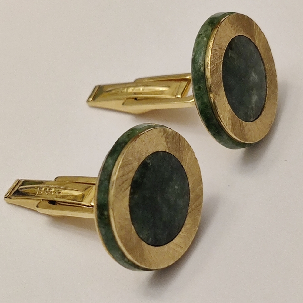 Vintage Solid 14k yellow gold & genuine jade discs cufflinks